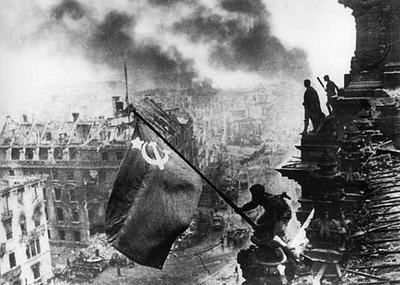 1945_Reichstag.jpg