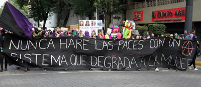 marcha contra los feminicidios en México XV. Foto Carlos de Urabá.JPG