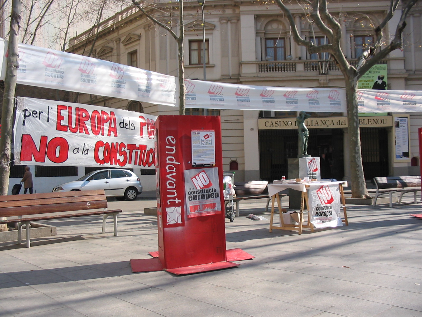 paradeta CONSTITUCIÓ EUROPEA (18-02-2005) 009.jpg