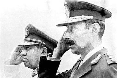 Pinochet_y_Videla_2.jpg