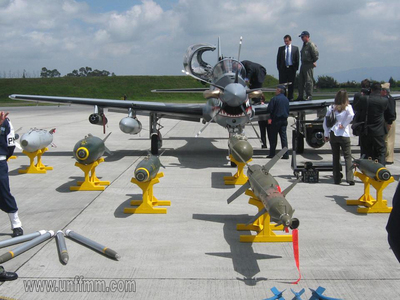 Tucano_A-29B_con_LGB_Griffin2.jpg