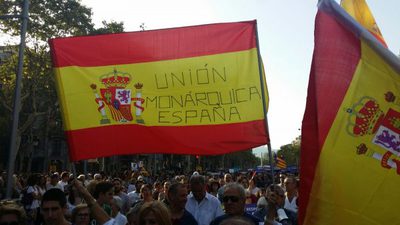 CATALUÑA-ESPAÑA-sáb.-26.08.2017.-Un-grupo-de-simpatizantes-de-«Asociación-Unión-Monárquica».-lasvocesdelpueblo-1-e1503776060752.jpg