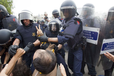 Lacampada-vencuda-Mossos-dEsquadra_JORDI-PIZARRO.jpg