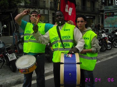 trabajadores-manifestacion-huelga-mercadona-21-abril-02.jpg