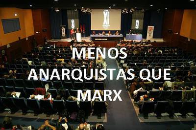 menos que marx.jpg