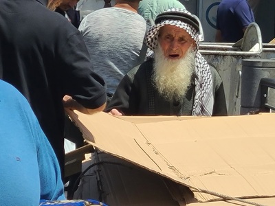 3-El refugiado palestino en Jordania Ismail Asha de la Nakba cumple 76 años. Foto Carlos de Uraba.jpg