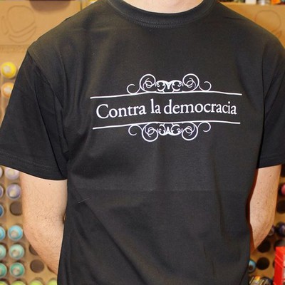 camiseta-contra-deLANTE-copia.jpg