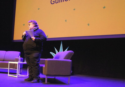 Guillermo del Toro, en su presentación del FICG. Foto Carlos de Urabá.JPG