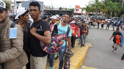 Migrantes Centroamericanos a su paso por Jalisco. Foto Carlos de Urabá.JPG