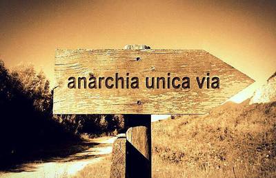 anarquia unica via.jpg