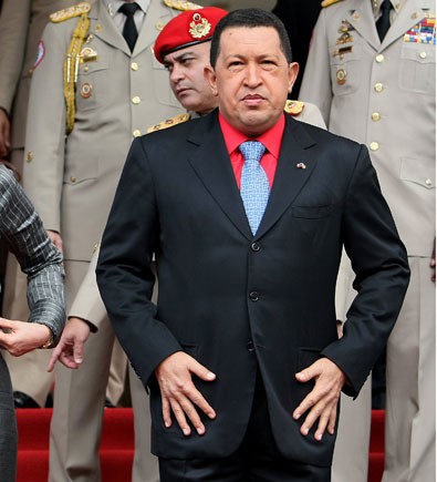 Chavez y militares.jpg