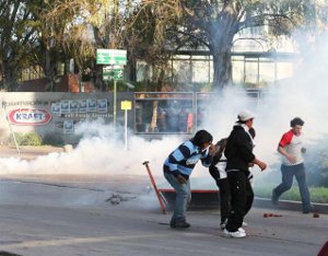 Desalojo en Terrabusi.jpg